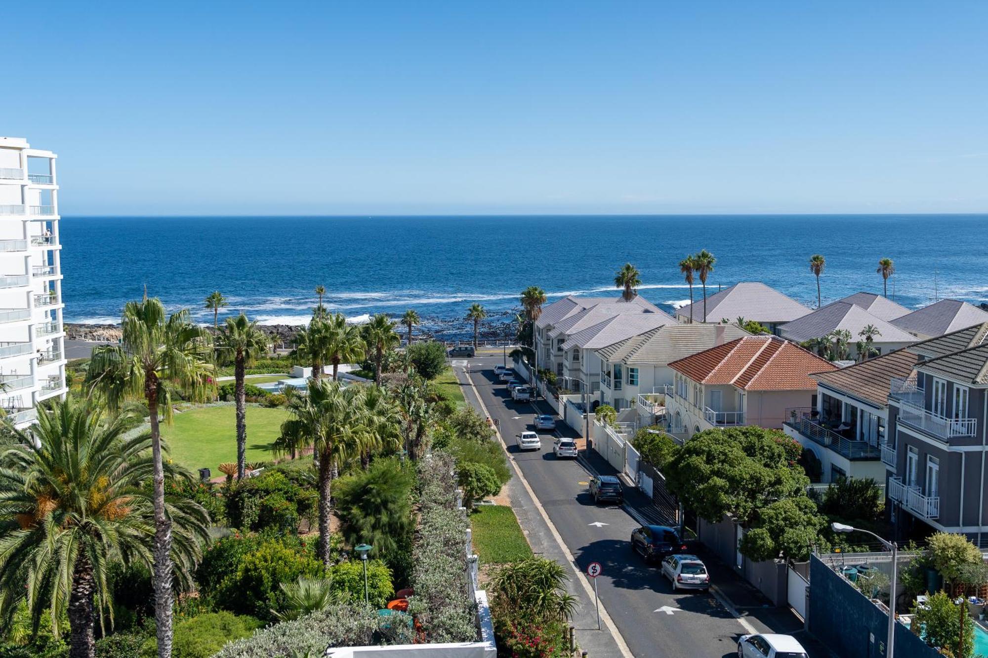 President Hotel Cape Town Exterior photo